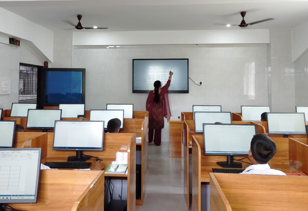 Computer Lab Image 1