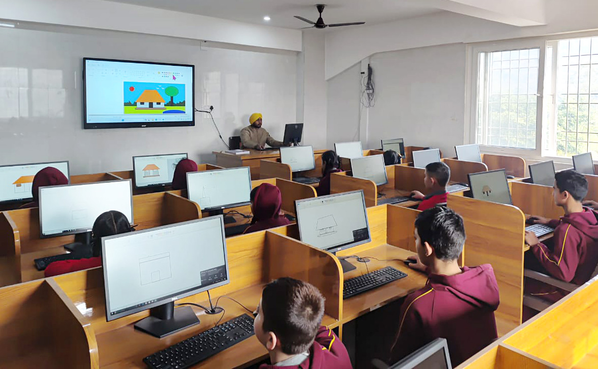 Computer Lab Image 2