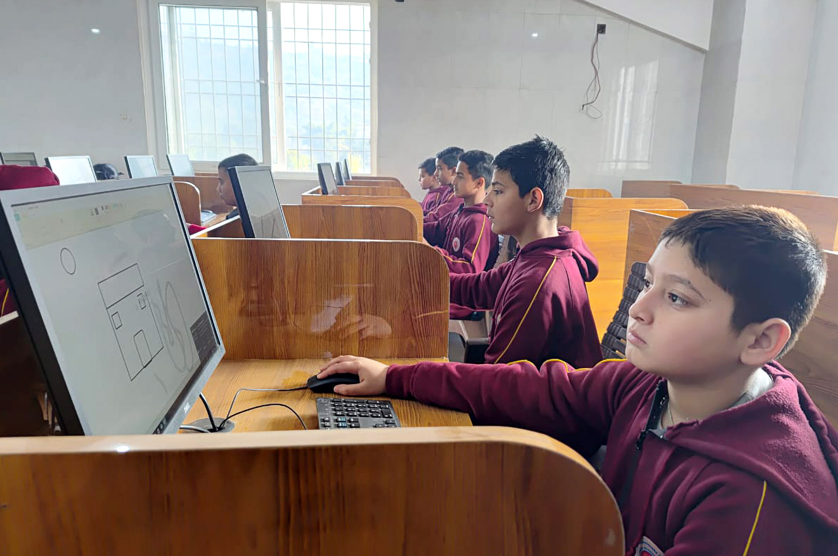 Computer Lab Image 4