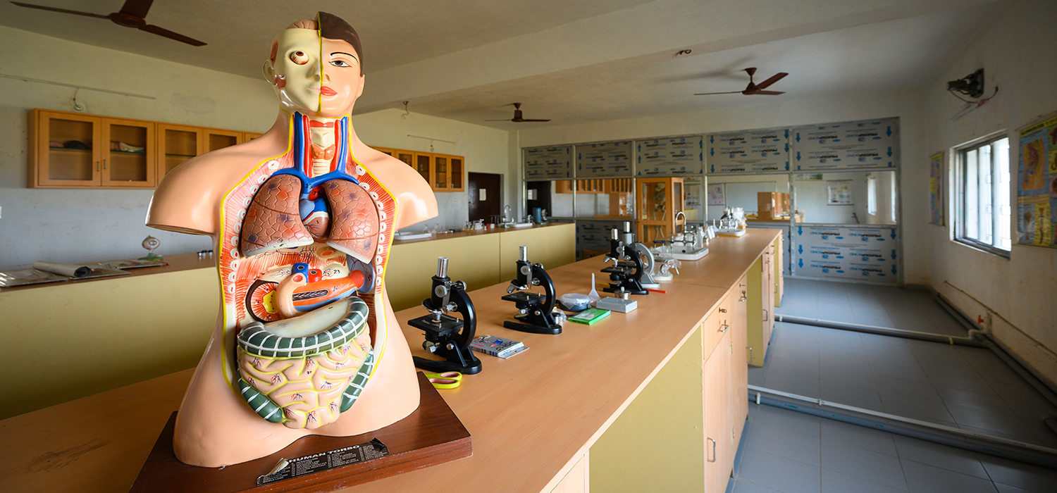 Science Lab Image 4